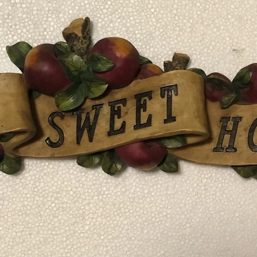 Decorative Wall ”Home Sweet Home” Apple Resin Plaque Country  Decor 23